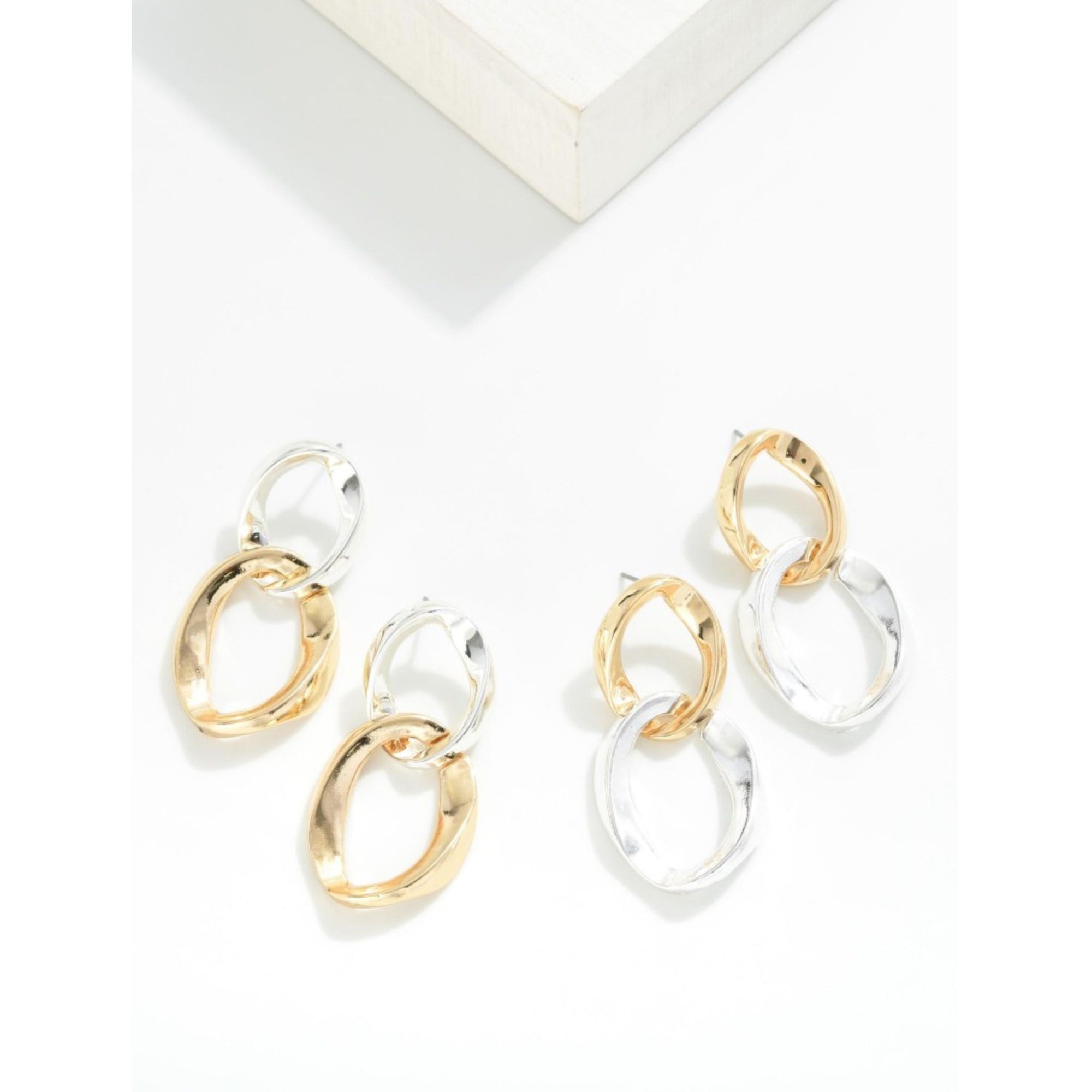 Twist & Shine Earrings